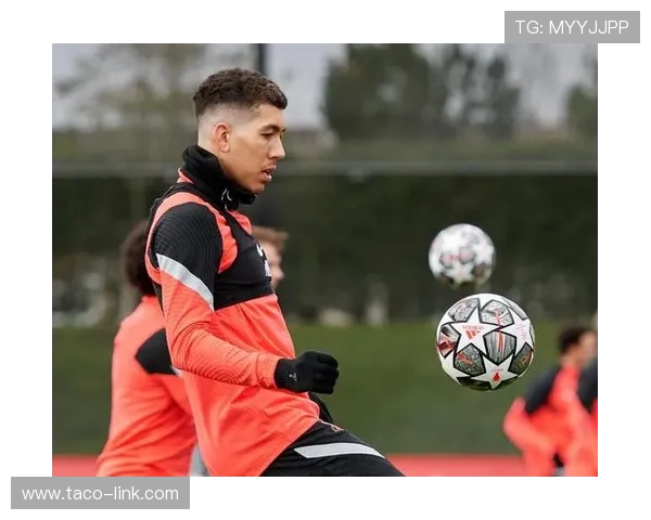 沃特金斯 vs 菲尔米诺:双前锋体系下的终结与串联角色差异 沃特金斯 vs 菲尔米诺:双前锋体系下的终结与串联角色差异