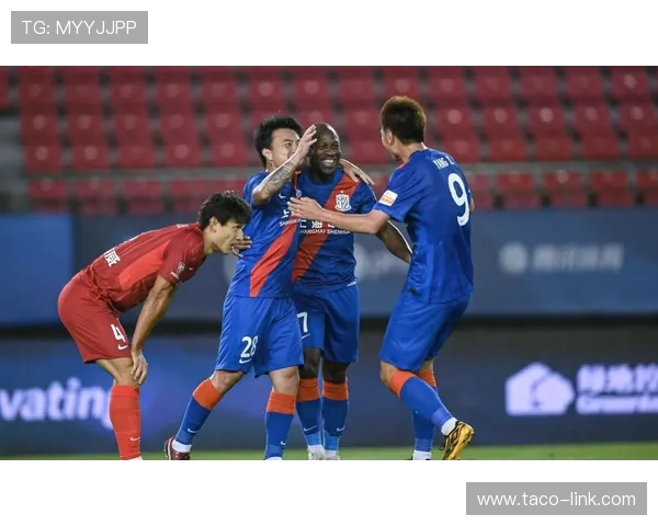 上海申花进攻流畅但终结乏力,稳定性面临考验 上海申花进攻流畅但终结乏力,稳定性面临考验