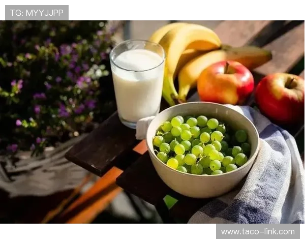 宁泽涛家里冰箱贴满训练计划，连牛奶保质期都按秒算